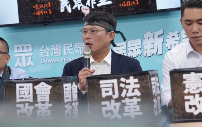 黃國昌駁審議黑箱!點名3人「號召太陽花2.0」 嗆綠委:素質堪憂 黃國昌駁審議黑箱!點名3人「號召太陽花2.0」 嗆綠委:素質堪憂