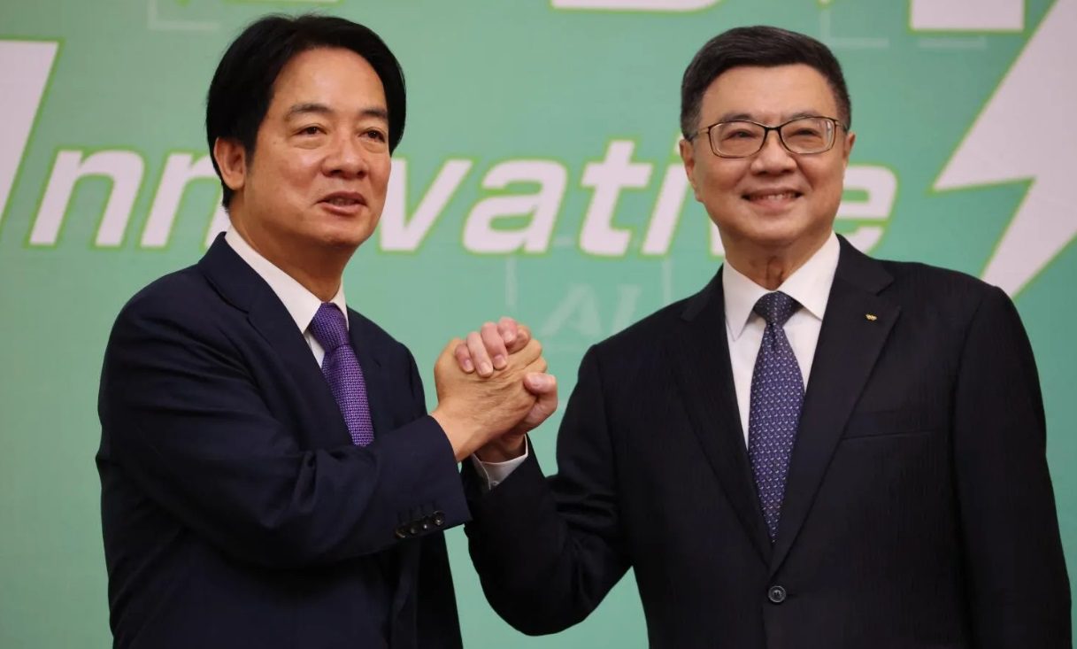 國會改革法案送到行政院了!卓榮泰下令邀請學者專家審視條文 研議是否覆議 國會改革法案送到行政院了!卓榮泰下令邀請學者專家審視條文 研議是否覆議