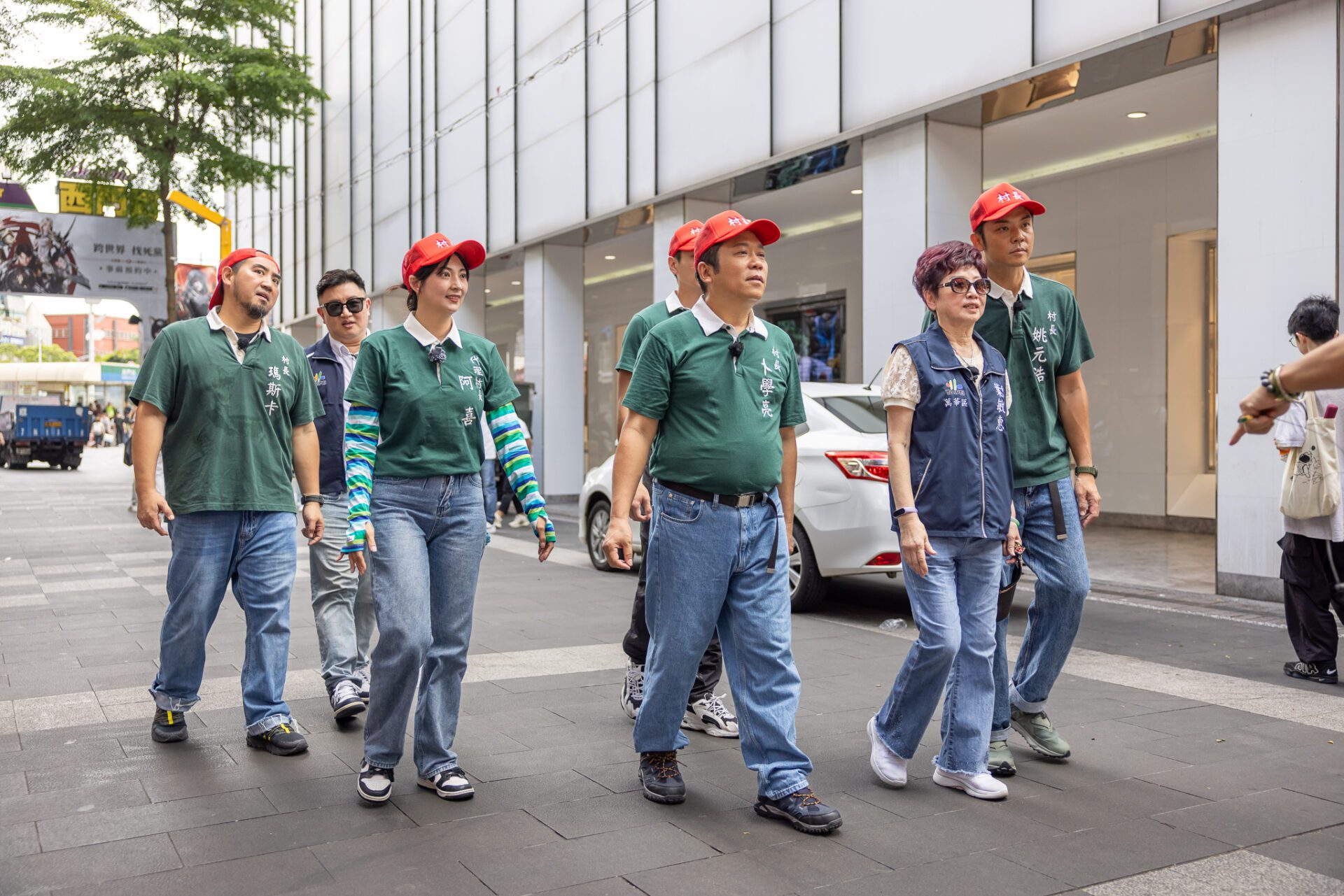 錢薇娟 顏行書與蔣淯安為跳繩隊小朋友籌款  錢薇娟 顏行書與蔣淯安為跳繩隊小朋友籌款