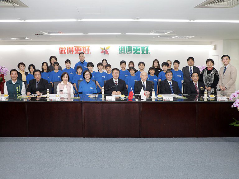 日本水戶市拜會南市府 以球會友深化交流 日本水戶市拜會南市府 以球會友深化交流