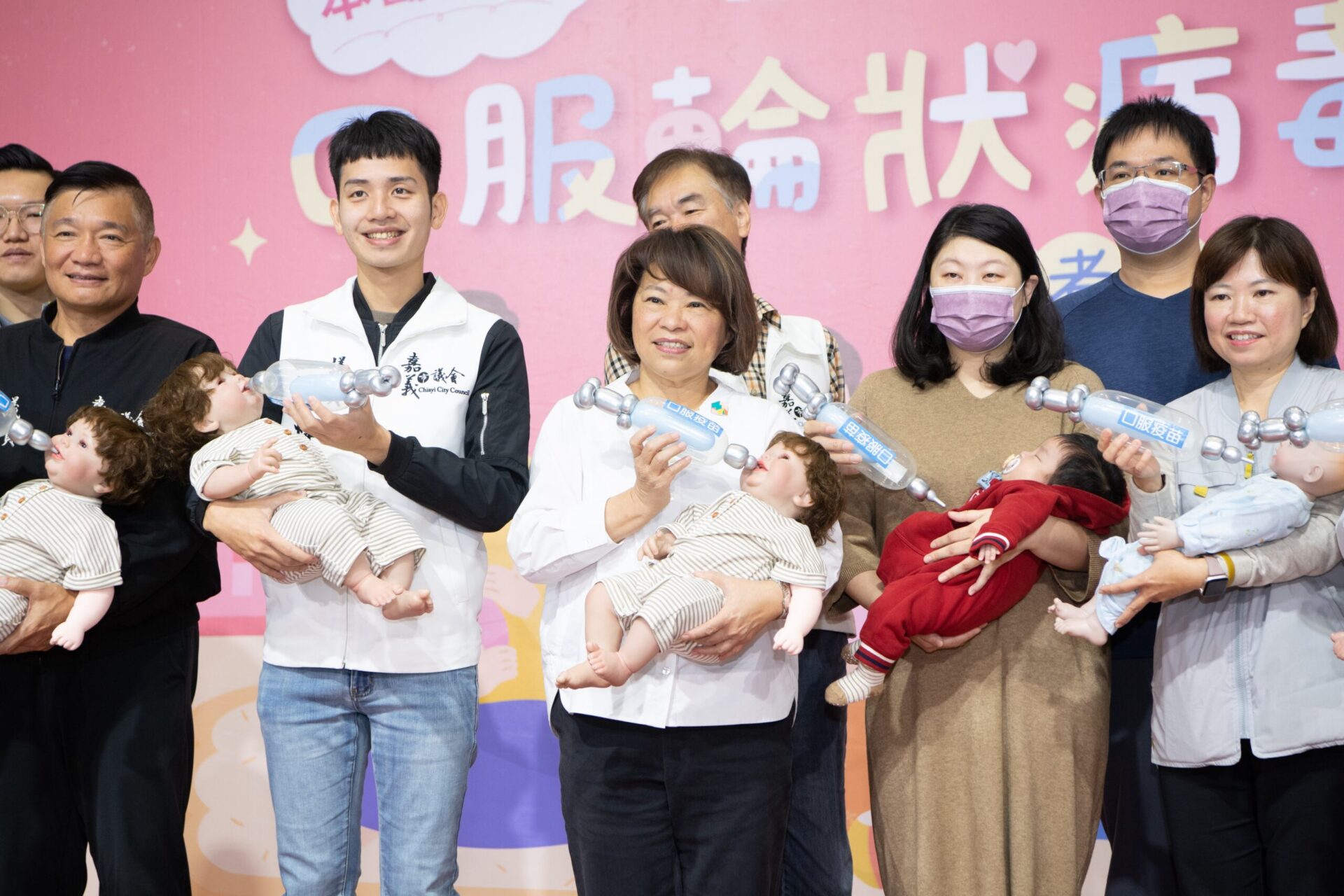 嘉義市全台首創!114年出生嬰幼兒免費接種口服輪狀病毒疫苗 嘉義市全台首創!114年出生嬰幼兒免費接種口服輪狀病毒疫苗