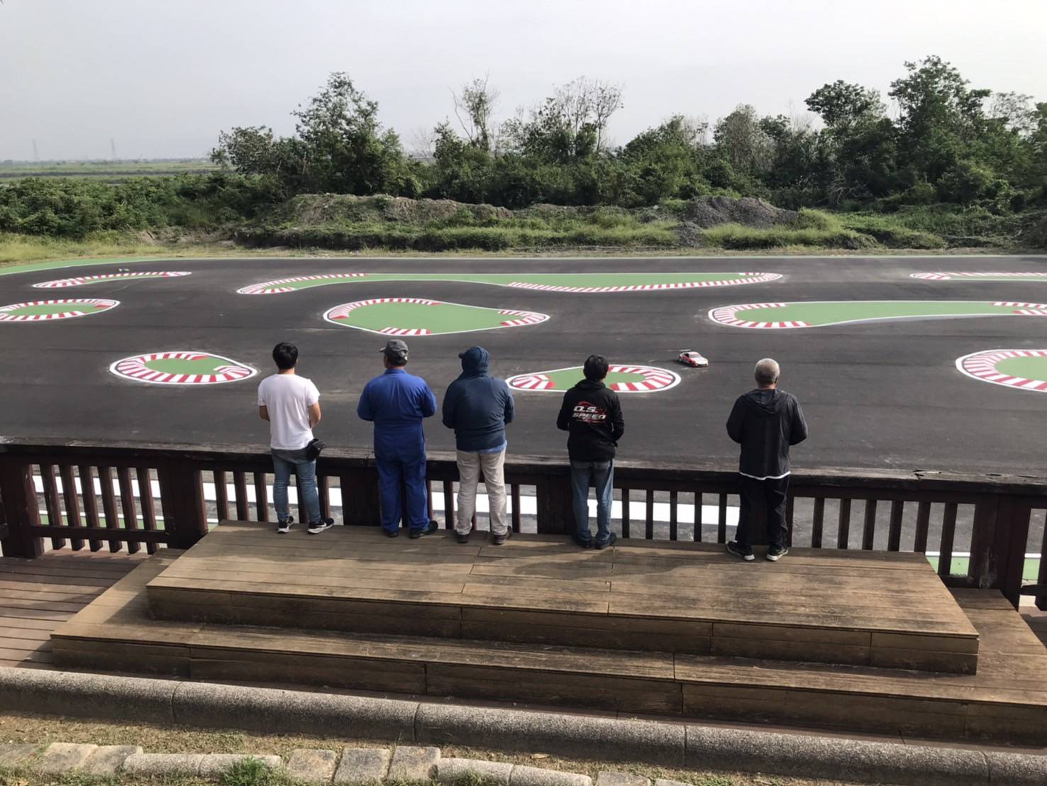 高市府整修南部地區唯一遙控車場地 玩家開心使用 感謝政府德政 高市府整修南部地區唯一遙控車場地 玩家開心使用 感謝政府德政