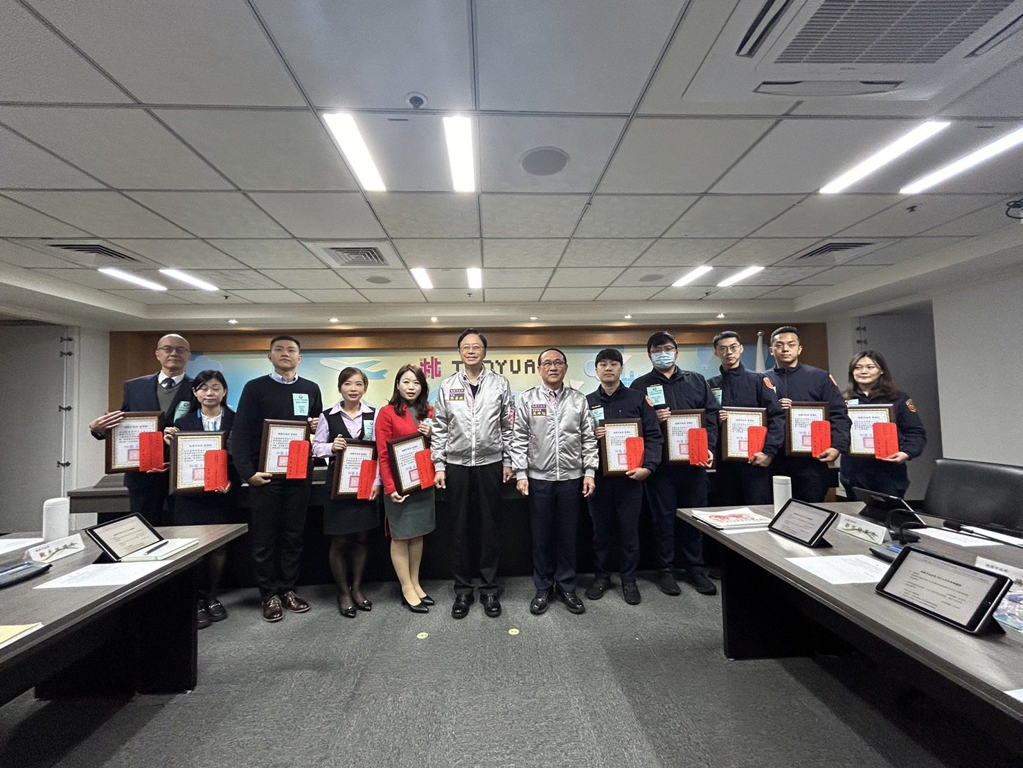 桃園市113年11月成功攔阻特殊重大詐騙案件有功人員 桃園市113年11月成功攔阻特殊重大詐騙案件有功人員