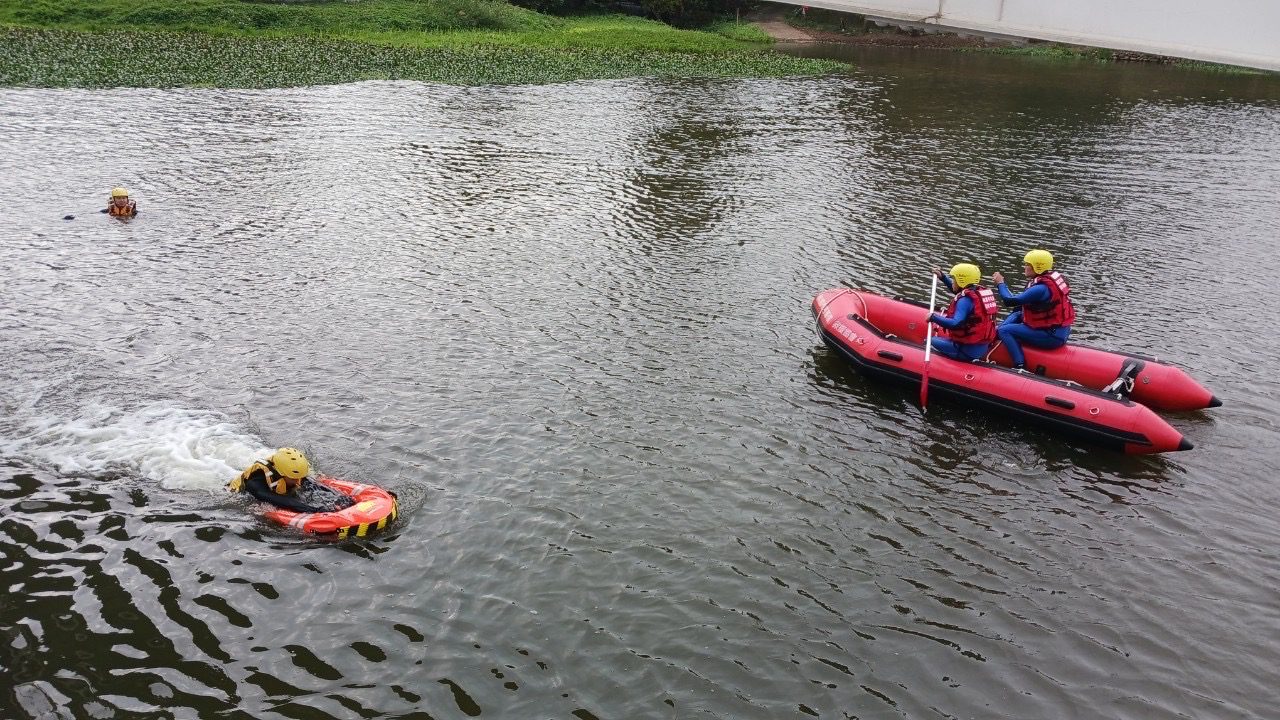 為台灣燈會超前部署 桃消青埔分隊辦理水域救援演練