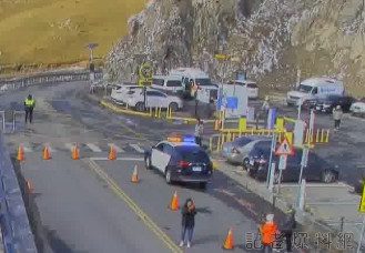 合歡山結冰！昆陽至小風口限掛雪鏈通行 提醒用路人注意安全