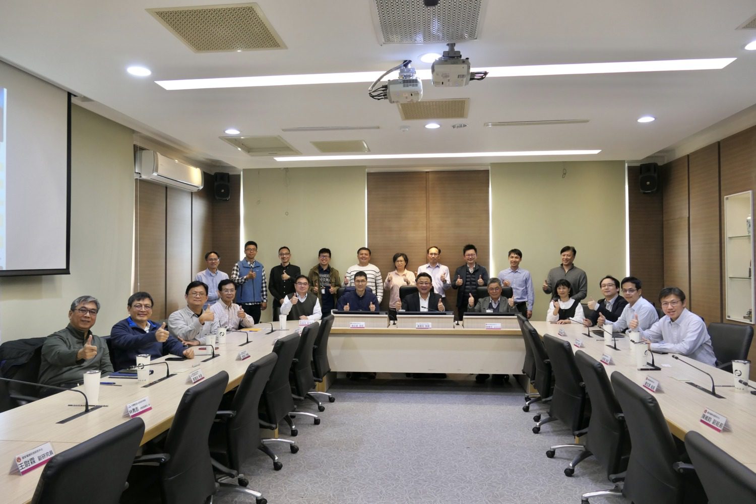 攜手國研院儀科中心 中山大學首辦半導體未來科技論壇 攜手國研院儀科中心 中山大學首辦半導體未來科技論壇