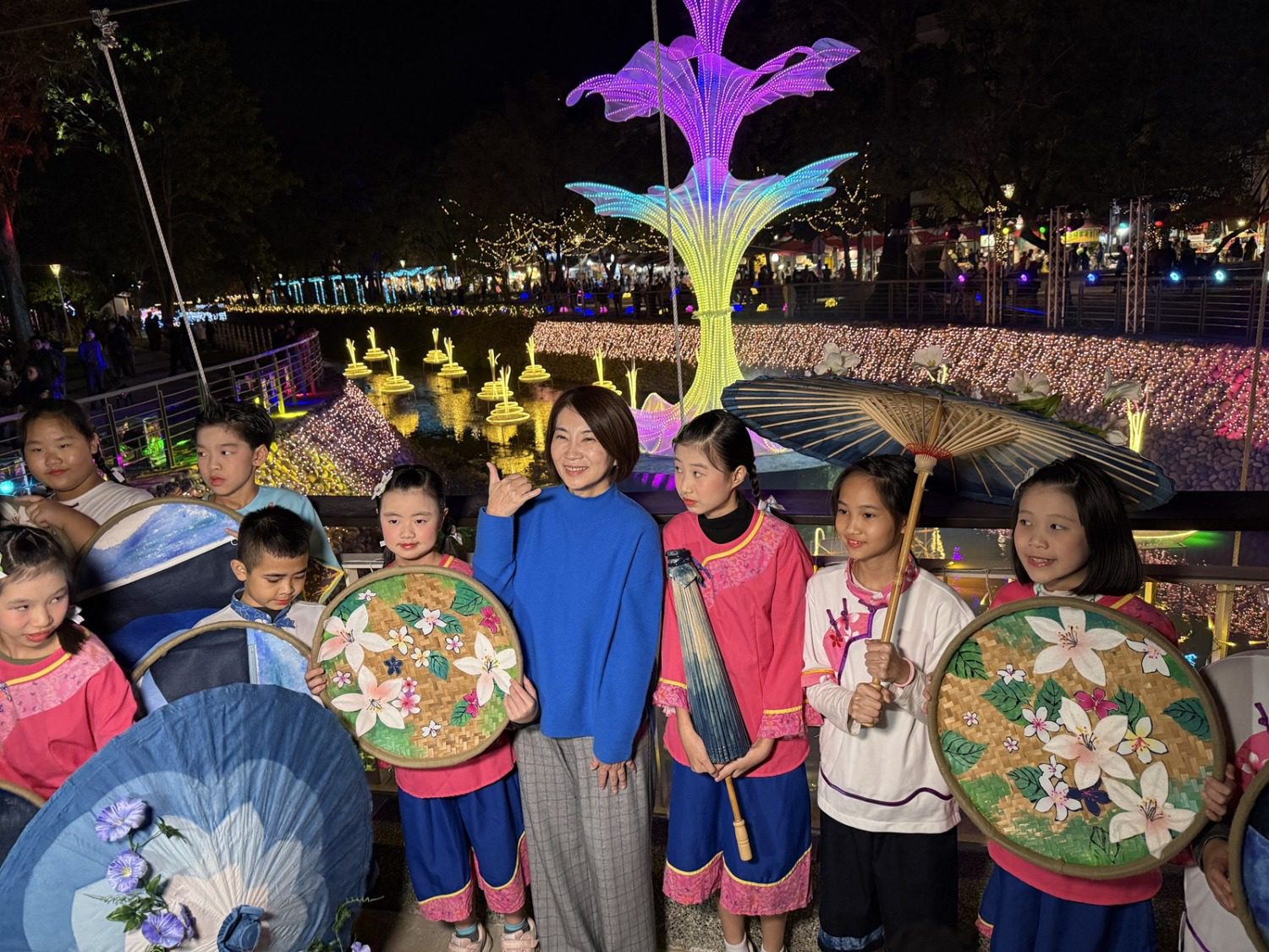 「光影綺想」 2025屏東燈節客家燈區好吸睛 「光影綺想」 2025屏東燈節客家燈區好吸睛