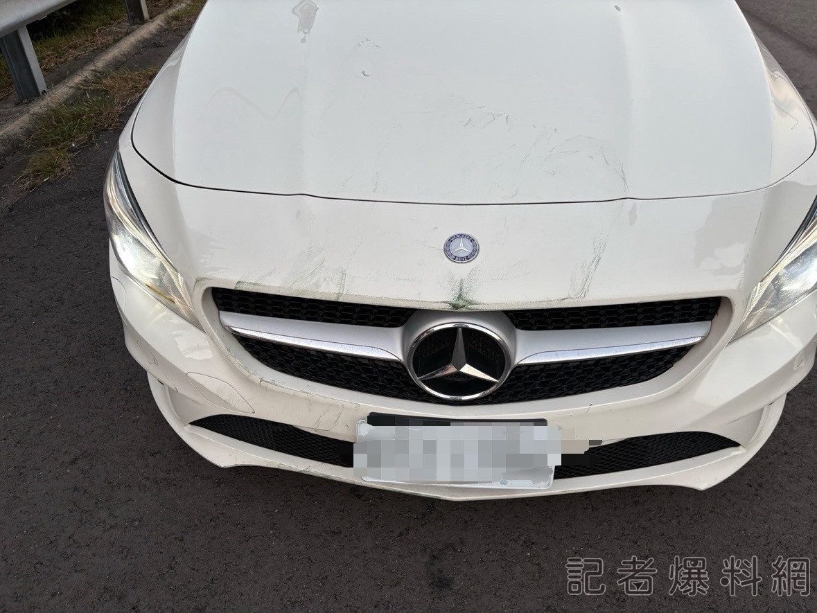 國道小貨車散落物損賓士 熱心駕駛助追兇 國道小貨車散落物損賓士 熱心駕駛助追兇