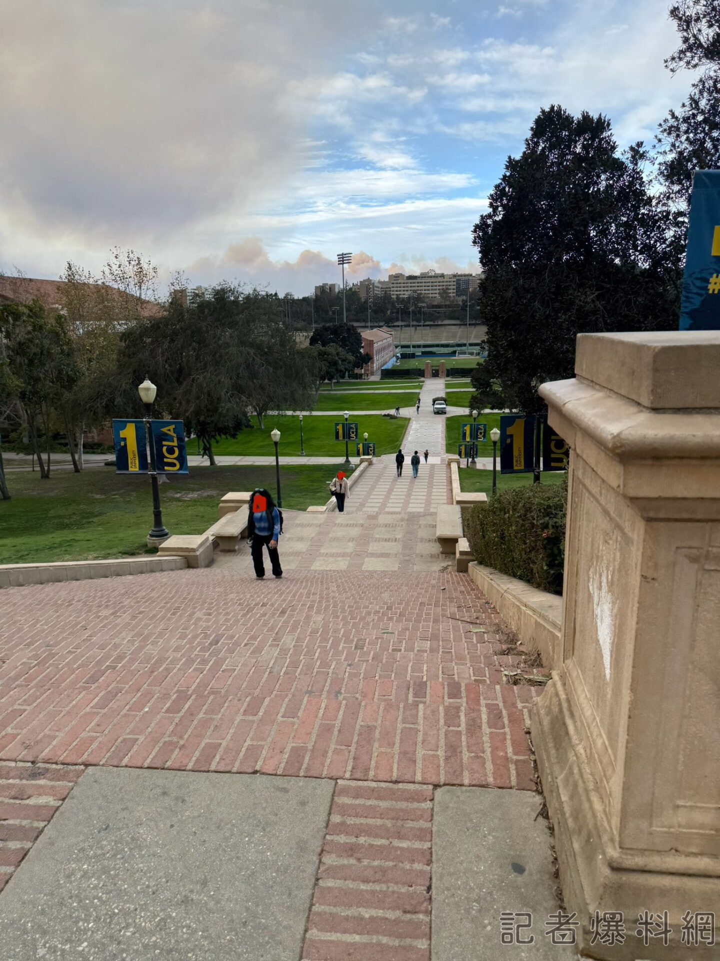 洛杉磯野火持續延燒 UCLA發布疏散警報 全校課程改為遠距 洛杉磯野火持續延燒 UCLA發布疏散警報 全校課程改為遠距
