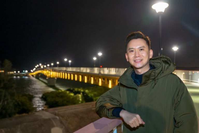 水月橋新增152盞LED燈 鄭朝方:雙月爭輝點亮西區串連了新月沙灣景點 水月橋新增152盞LED燈 鄭朝方:雙月爭輝點亮西區串連了新月沙灣景點