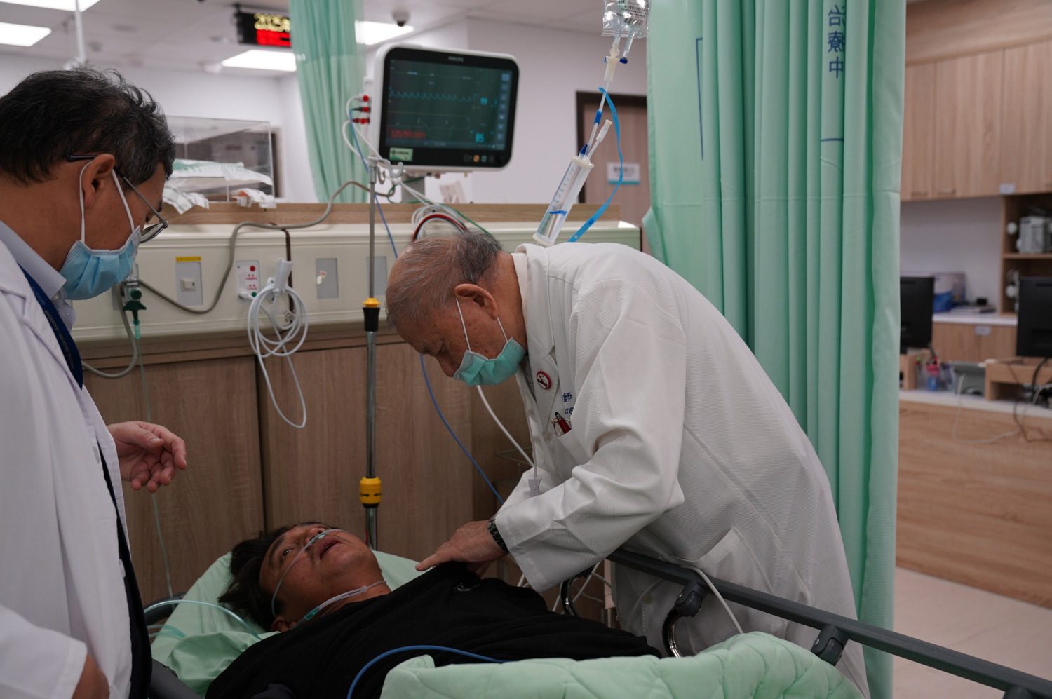 國1重大連環車禍傷患送往高秀 1人氣血胸住院1人無礙 國1重大連環車禍傷患送往高秀 1人氣血胸住院1人無礙