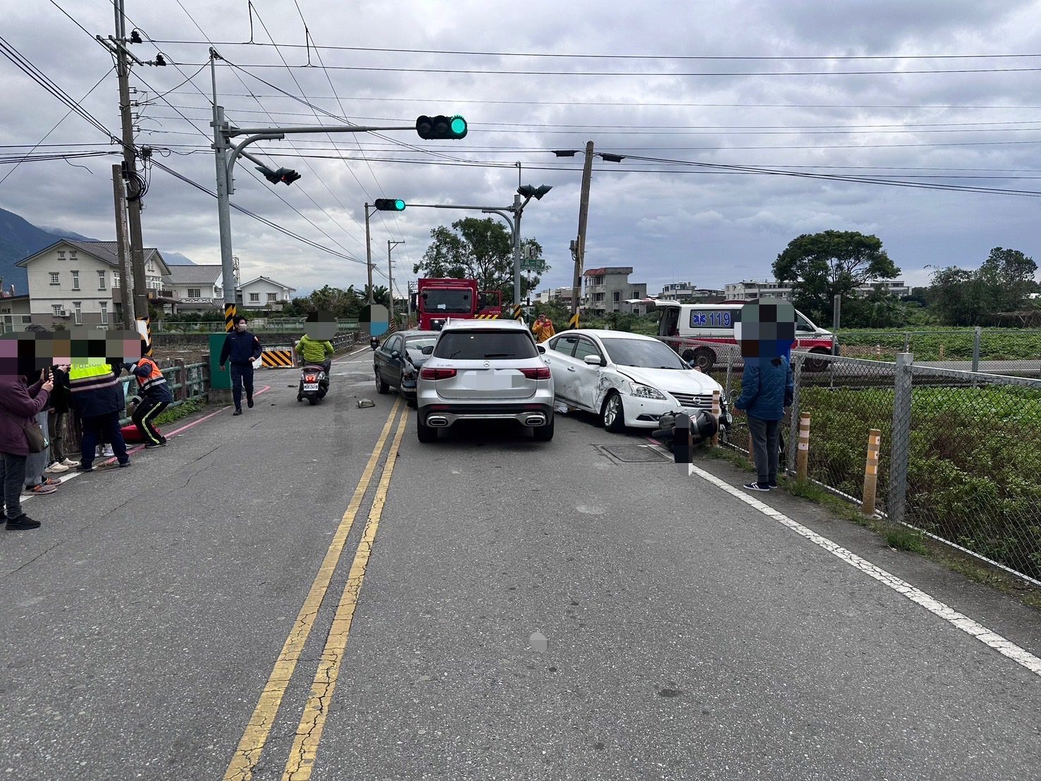 闖紅燈肇事！　花蓮吉安鄉車禍釀兩傷