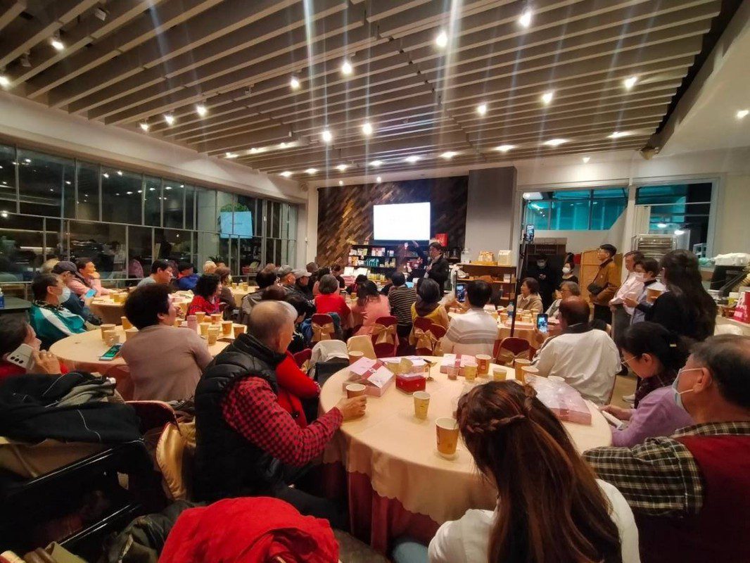 愛走國際樂享購攜手拼拼AI 高雄感恩餐會展望電子商務新未來 愛走國際樂享購攜手拼拼AI 高雄感恩餐會展望電子商務新未來