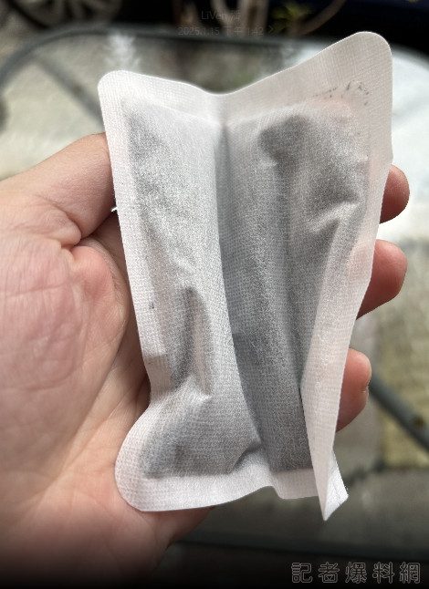 母湯!暖暖包隨意丟棄險釀火災 用完請先這樣做