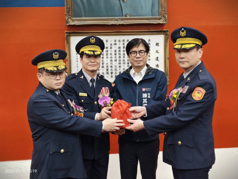 陳市長肯定市警局治安表現成果斐然　期勉新進幹部齊心協力共建高雄治安新力量