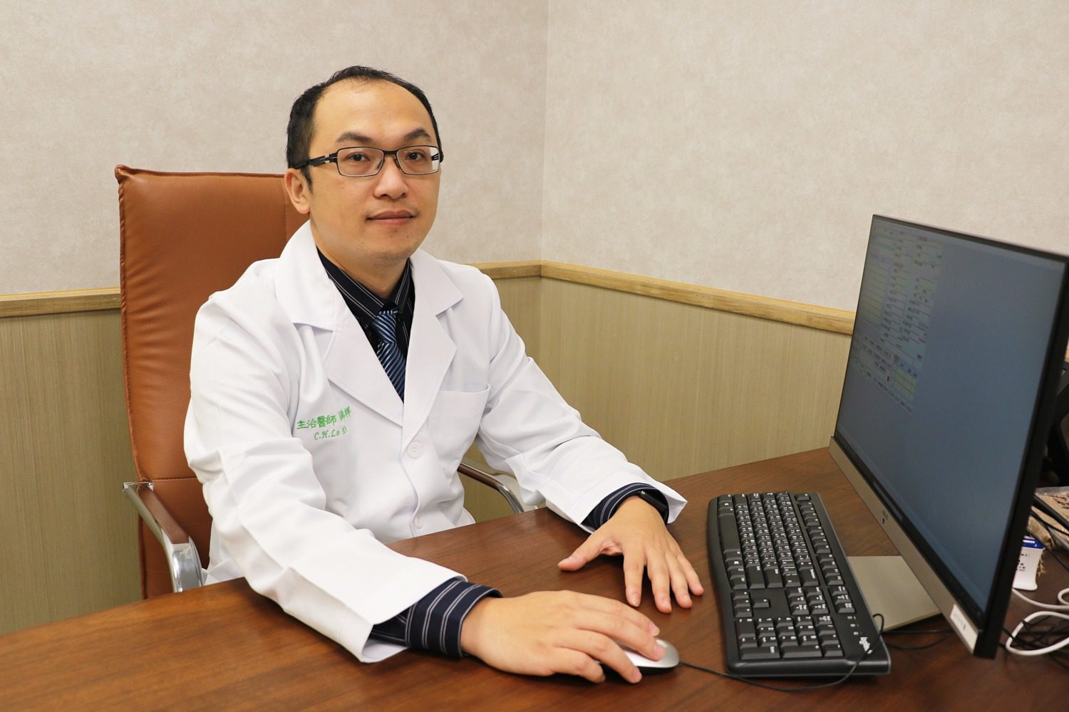 年節貪食蛇上身　醫授預防腸胃拉警報