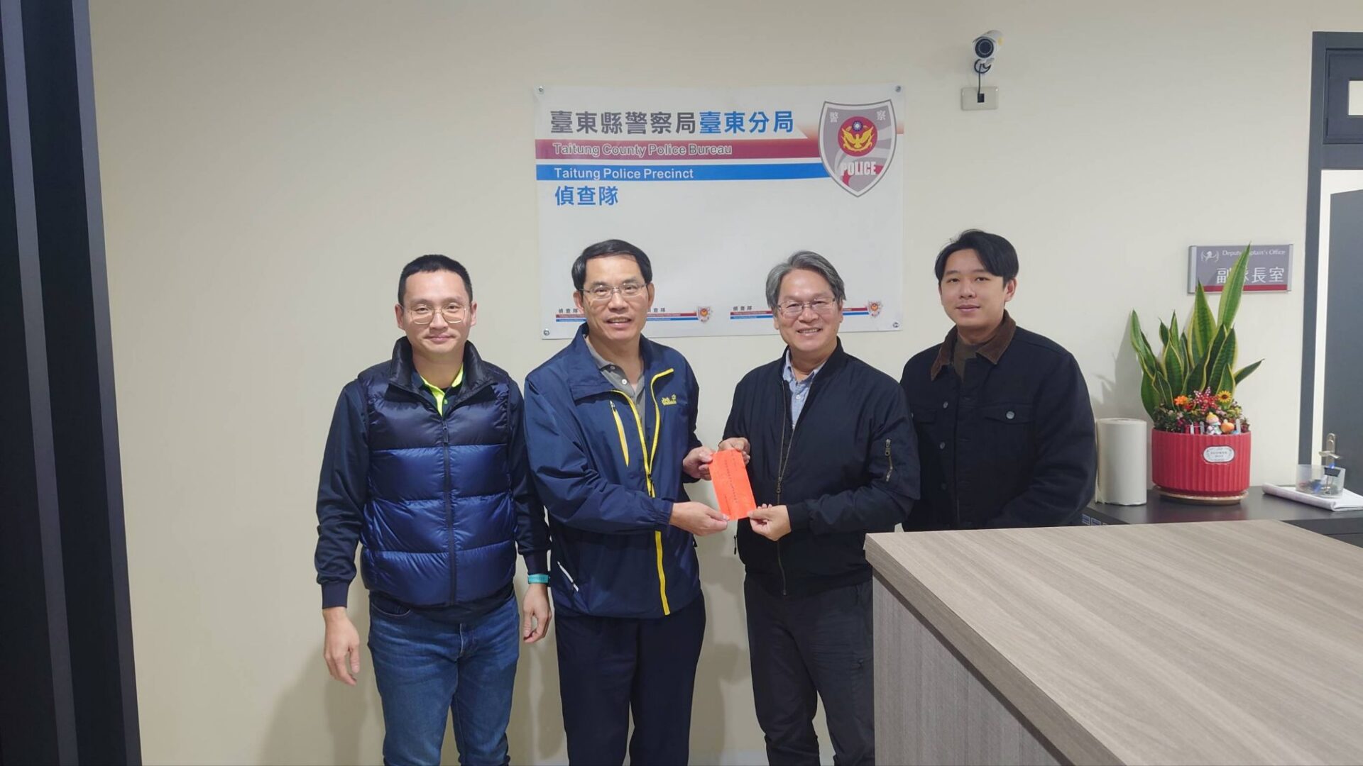 臺東分局破獲電纜線失竊案 台電贈獎金6萬元