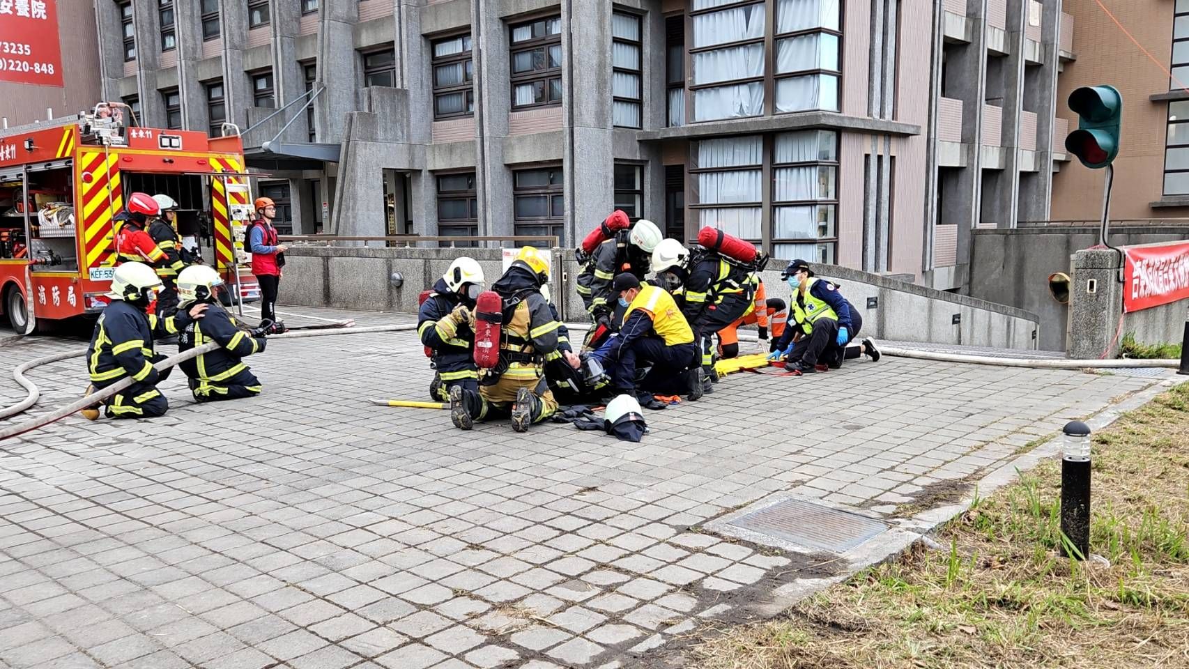 臺東縣消防局加強火災搶救整備作業   114年春節實兵演練