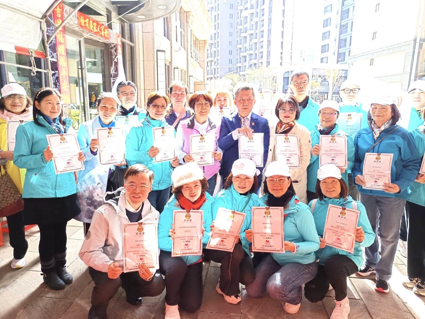 普賢物資銀行做公益 傳遞善行 溫暖清寒家庭的堅實力量 普賢物資銀行做公益 傳遞善行 溫暖清寒家庭的堅實力量