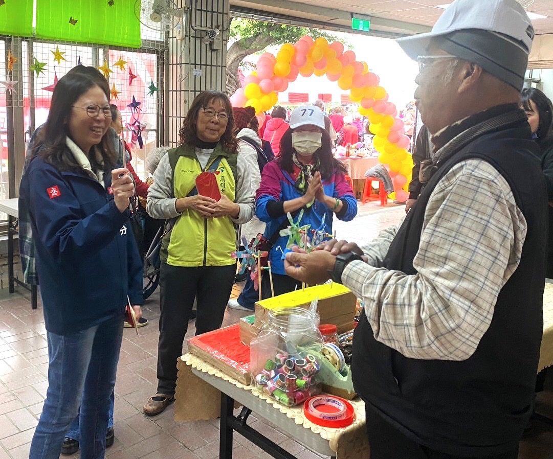 五甲老人活動中心社區老幼同堂迎新春