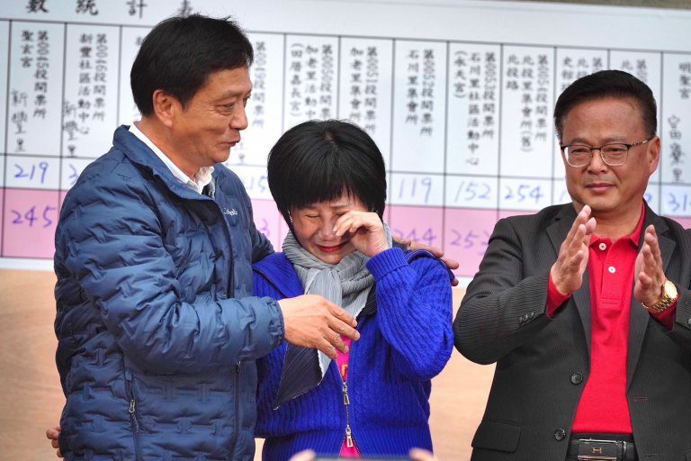 草屯鎮長補選簡賜勝大勝 綠營破紀錄慘敗 草屯鎮長補選簡賜勝大勝 綠營破紀錄慘敗