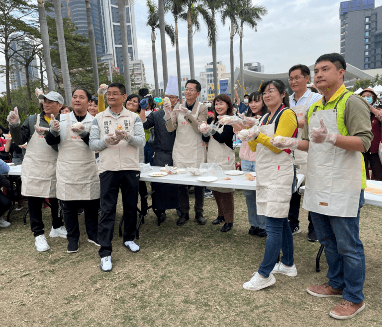 高雄米食節蛇（什）麼都好吃　中央公園熱鬧的米食博覽會