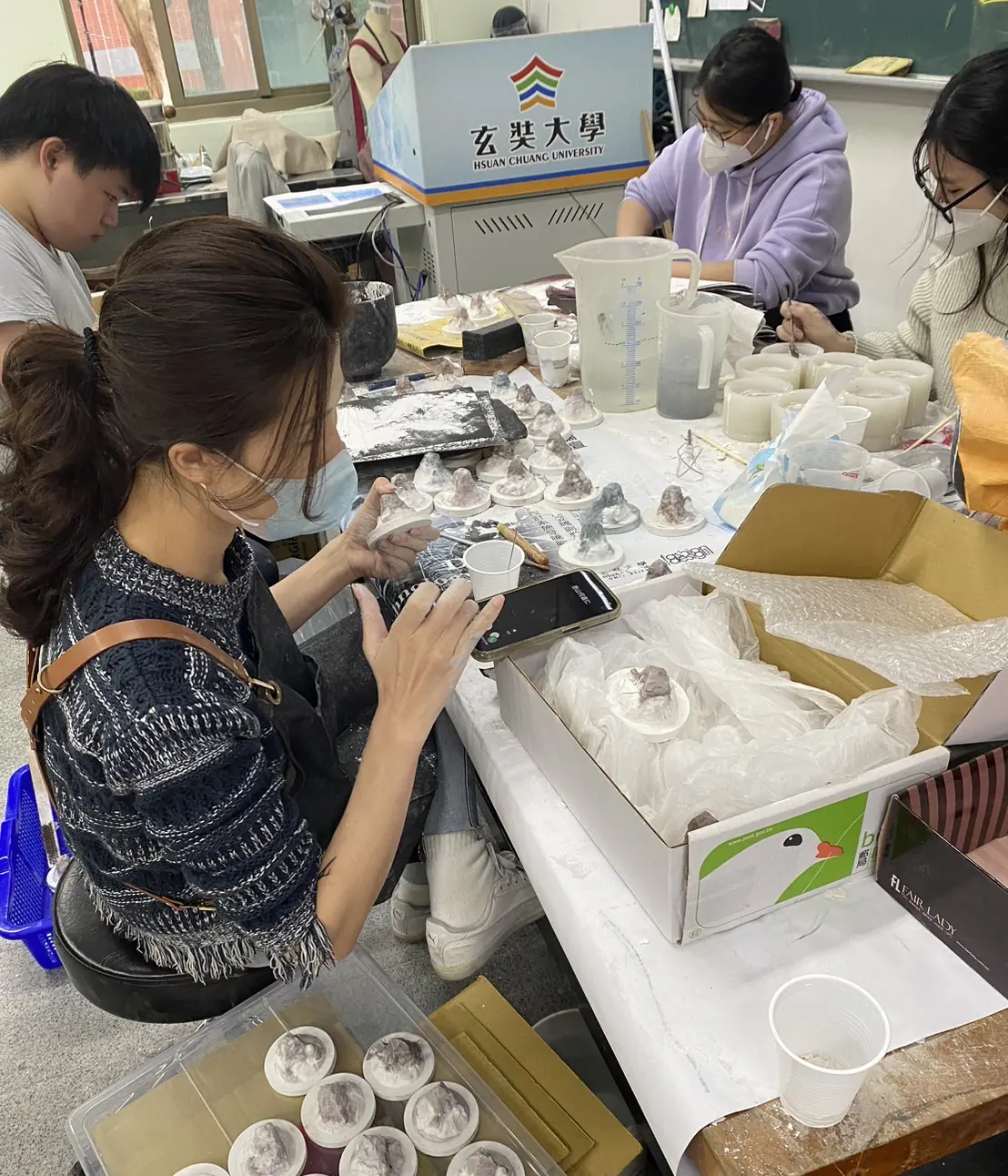 玄奘大學藝創系攜手新竹市文化局 打造帛琉總統就職典禮特色禮品 玄奘大學藝創系攜手新竹市文化局 打造帛琉總統就職典禮特色禮品