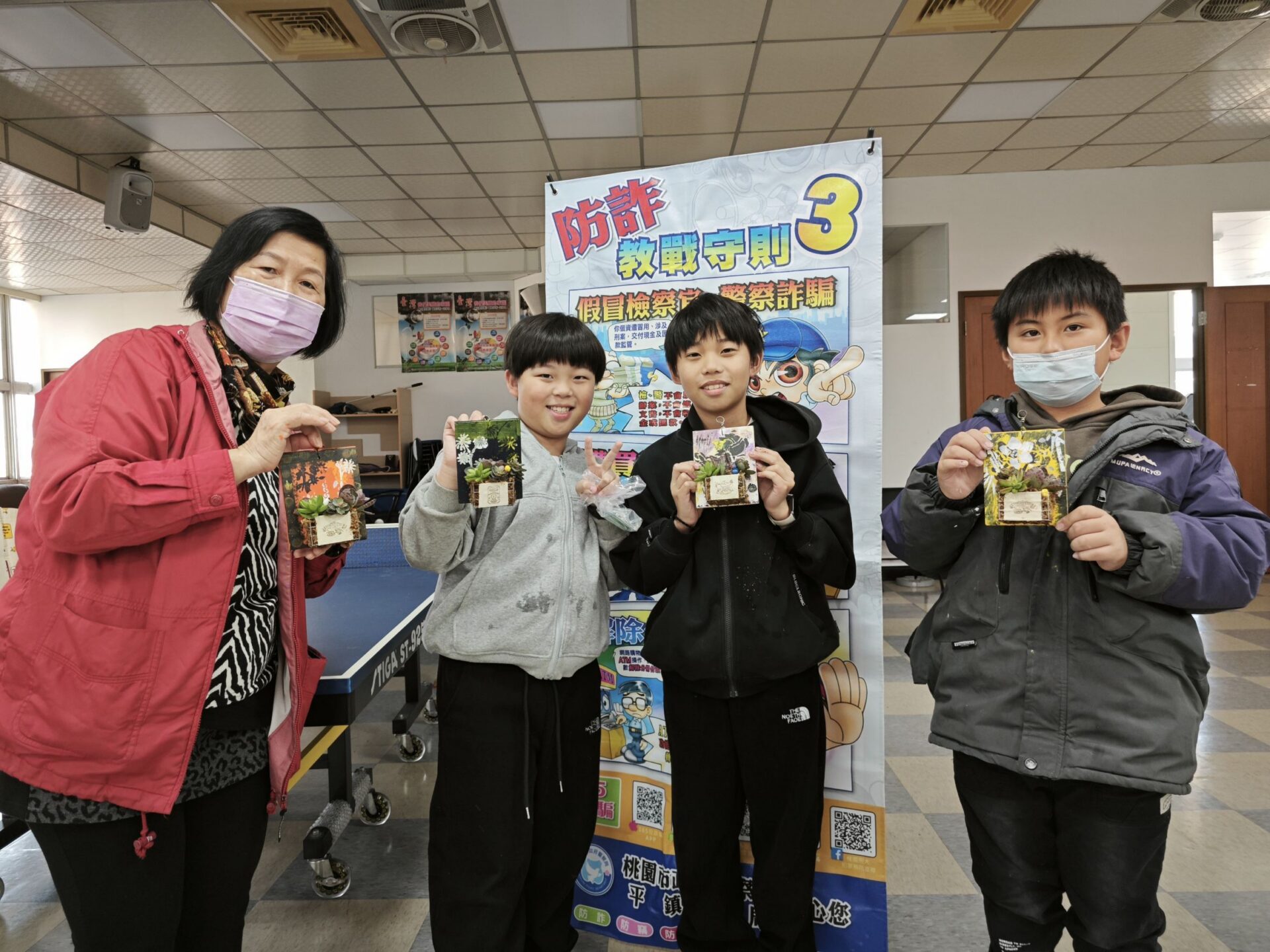 寒假不無聊 平警邀青少年體驗手作植栽