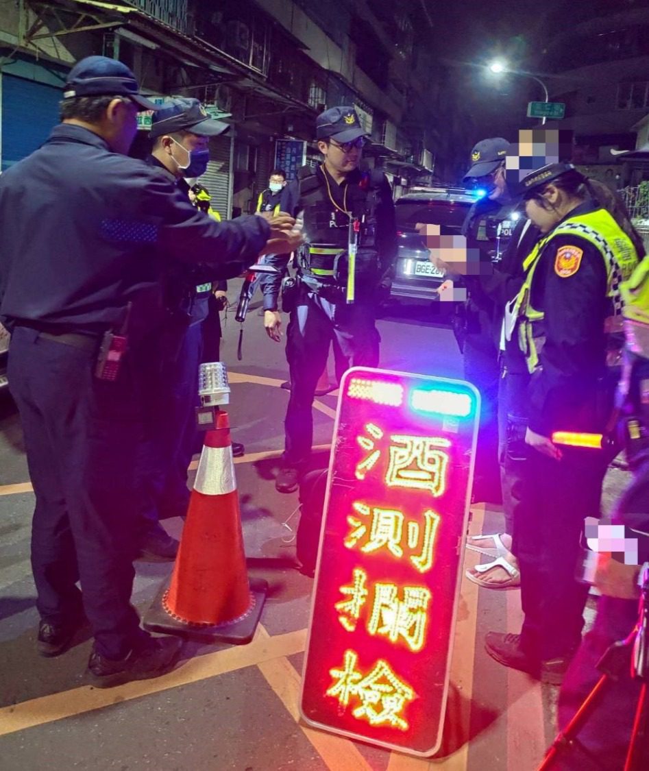 小港分局重要節日安全維護工作首日查獲毒品及酒駕 小港分局重要節日安全維護工作首日查獲毒品及酒駕