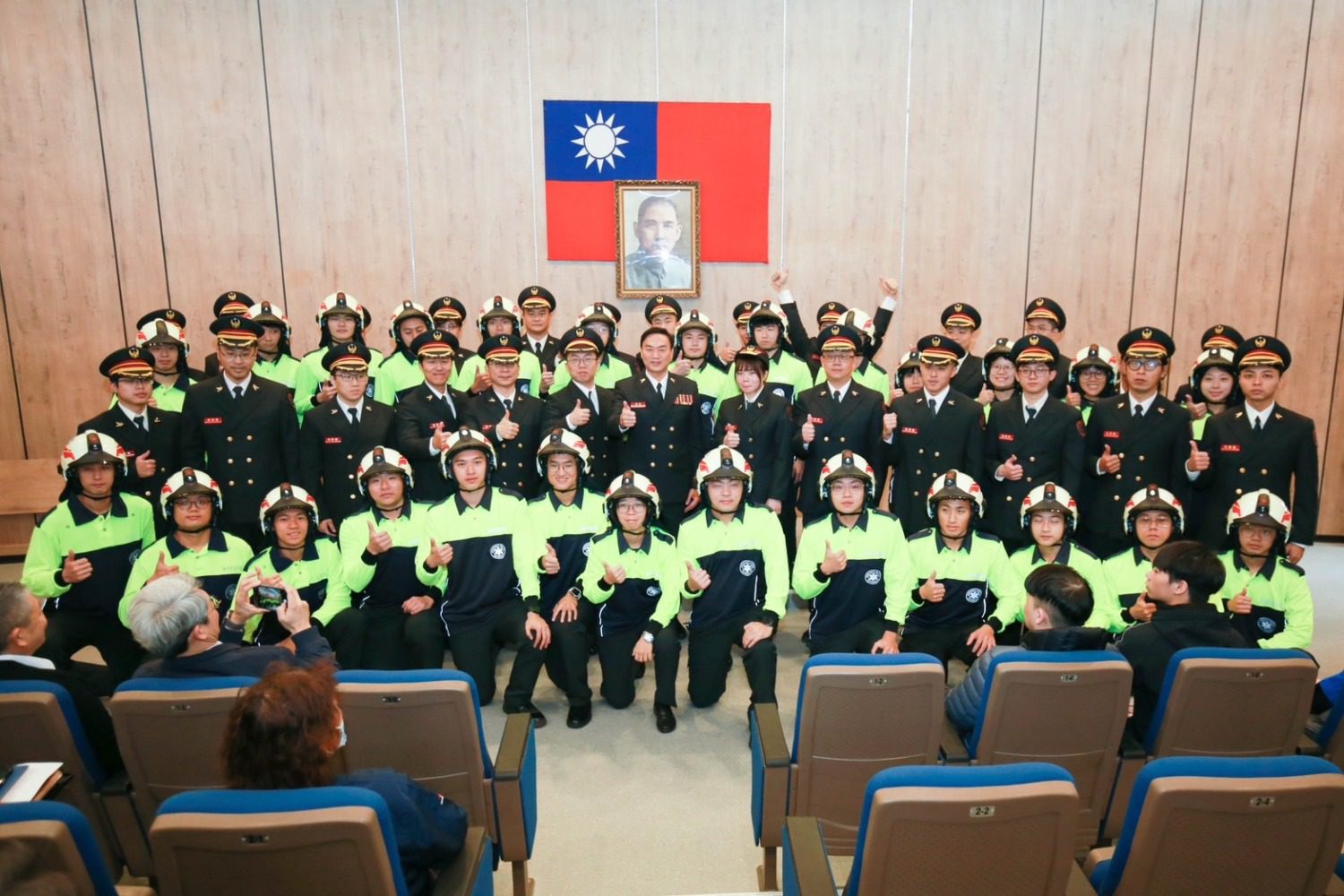 傳承消防精神　竹市舉行新進消防師徒制授業儀式