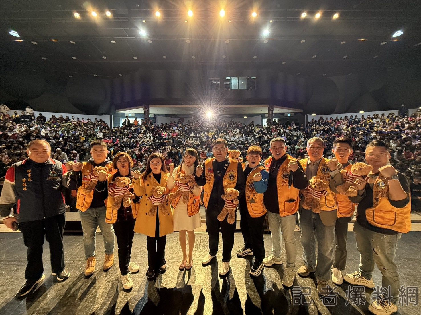 國際獅子會寒冬送暖活動 1500名弱勢兒童歡樂暢遊麗寶樂園 國際獅子會寒冬送暖活動 1500名弱勢兒童歡樂暢遊麗寶樂園