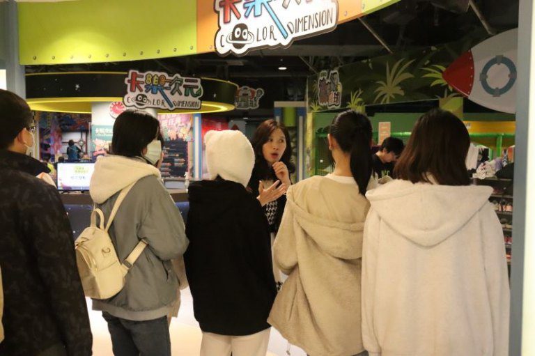 煙波國際觀光集團邀展望會服務兒少　 體驗一日房務員