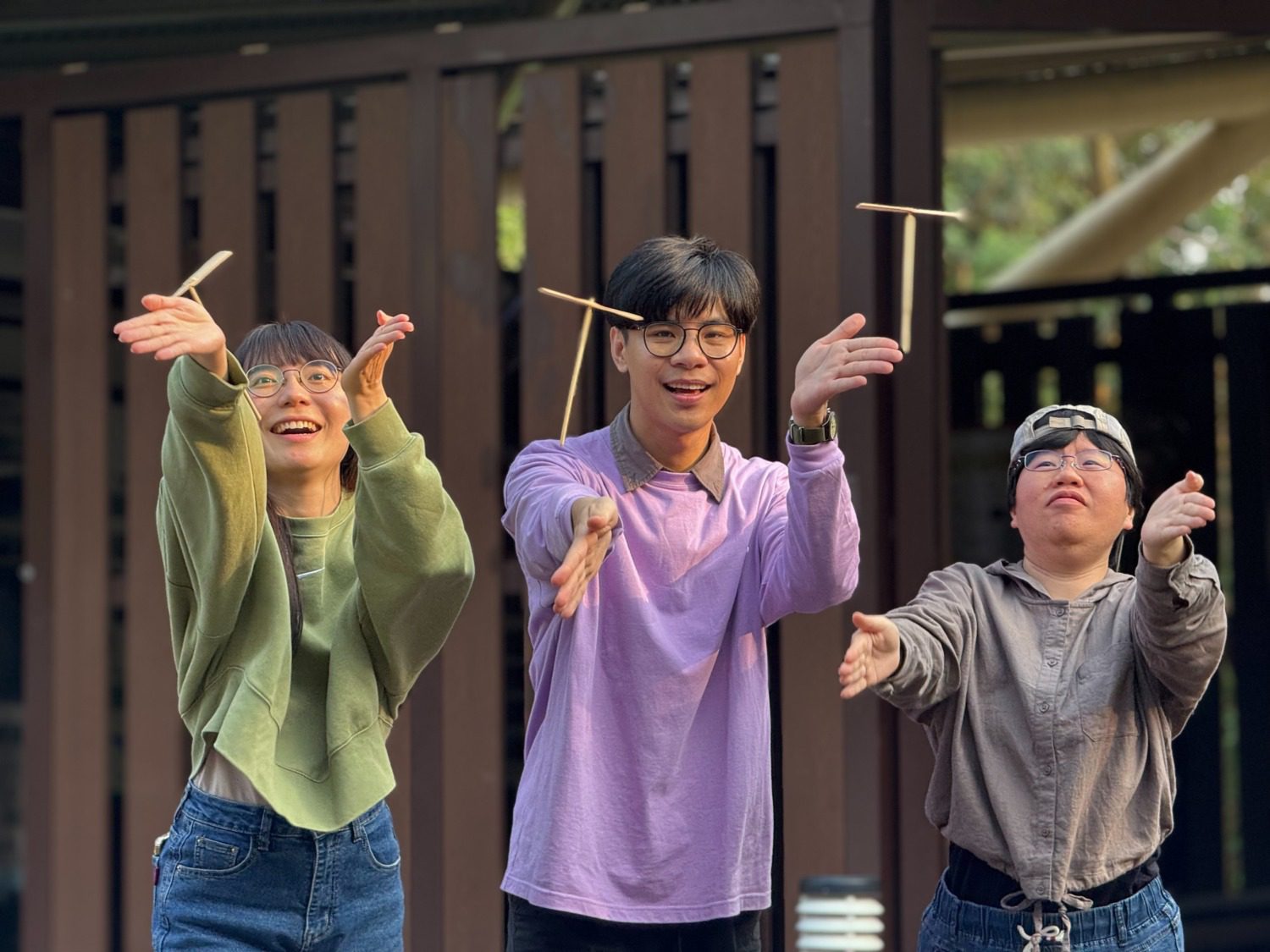 春節期間走訪烏山頂泥火山 限量手工童玩「竹蜻蜓」送你 春節期間走訪烏山頂泥火山 限量手工童玩「竹蜻蜓」送你