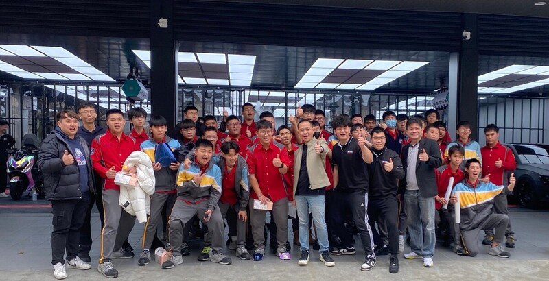 臺灣柯美GAMA與創興車藝實業台中旗艦店攜手嶺東高中推動隔熱膜、車體包膜、汽車鍍膜等產學合作