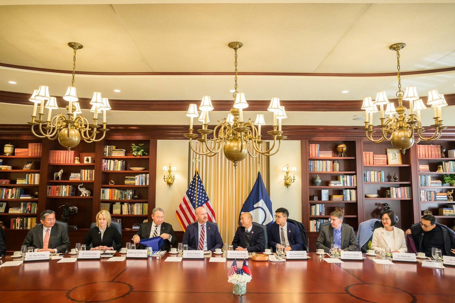 韓國瑜院長率代表團出席川普就職典禮 為台美關係寫下新頁 韓國瑜院長率代表團出席川普就職典禮 為台美關係寫下新頁