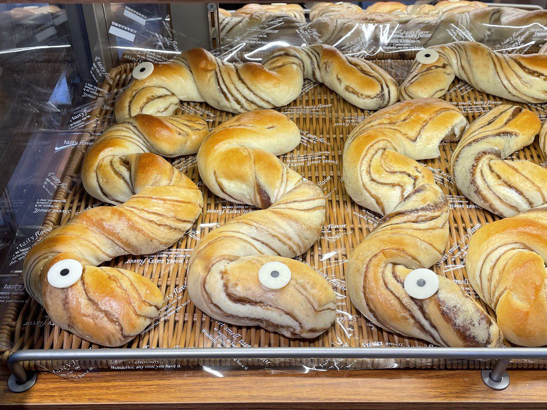 蛇PRISE!全聯阪急麵包年節新品「琉球喜蛇」 共迎農曆新年 蛇PRISE!全聯阪急麵包年節新品「琉球喜蛇」 共迎農曆新年