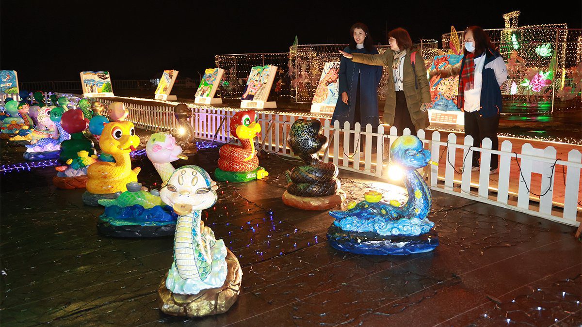 「拾來富貴」耀南投 燈會試點燈揭開序幕