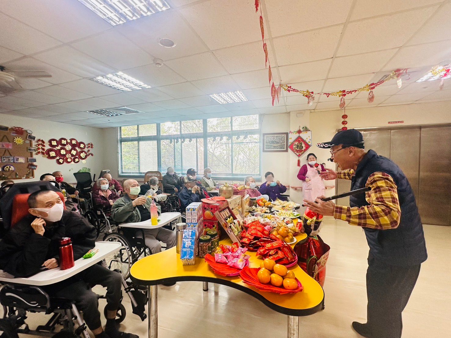 北榮桃分院護理之家迎新春 長輩提前體驗年味 北榮桃分院護理之家迎新春 長輩提前體驗年味