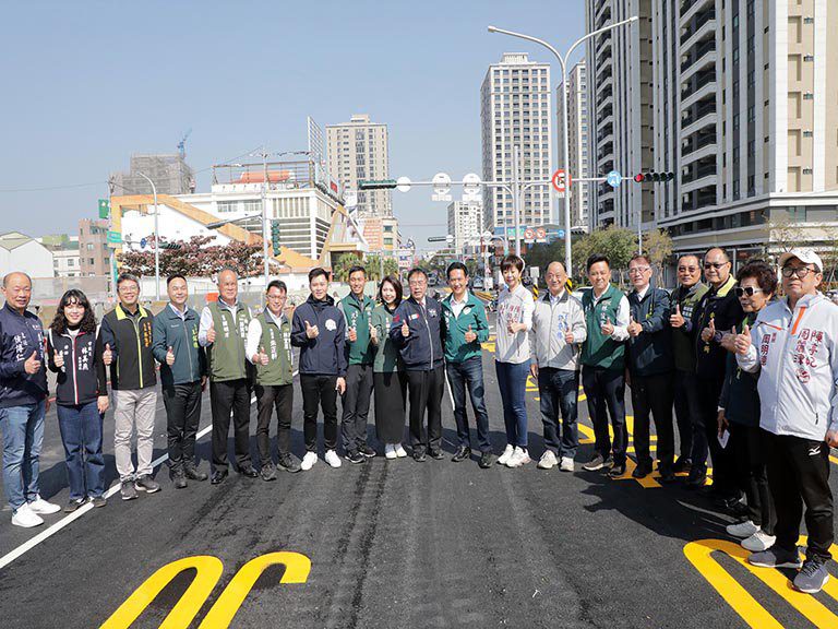 臨安橋今天下午通車 歡迎來臺南走春 臨安橋今天下午通車 歡迎來臺南走春