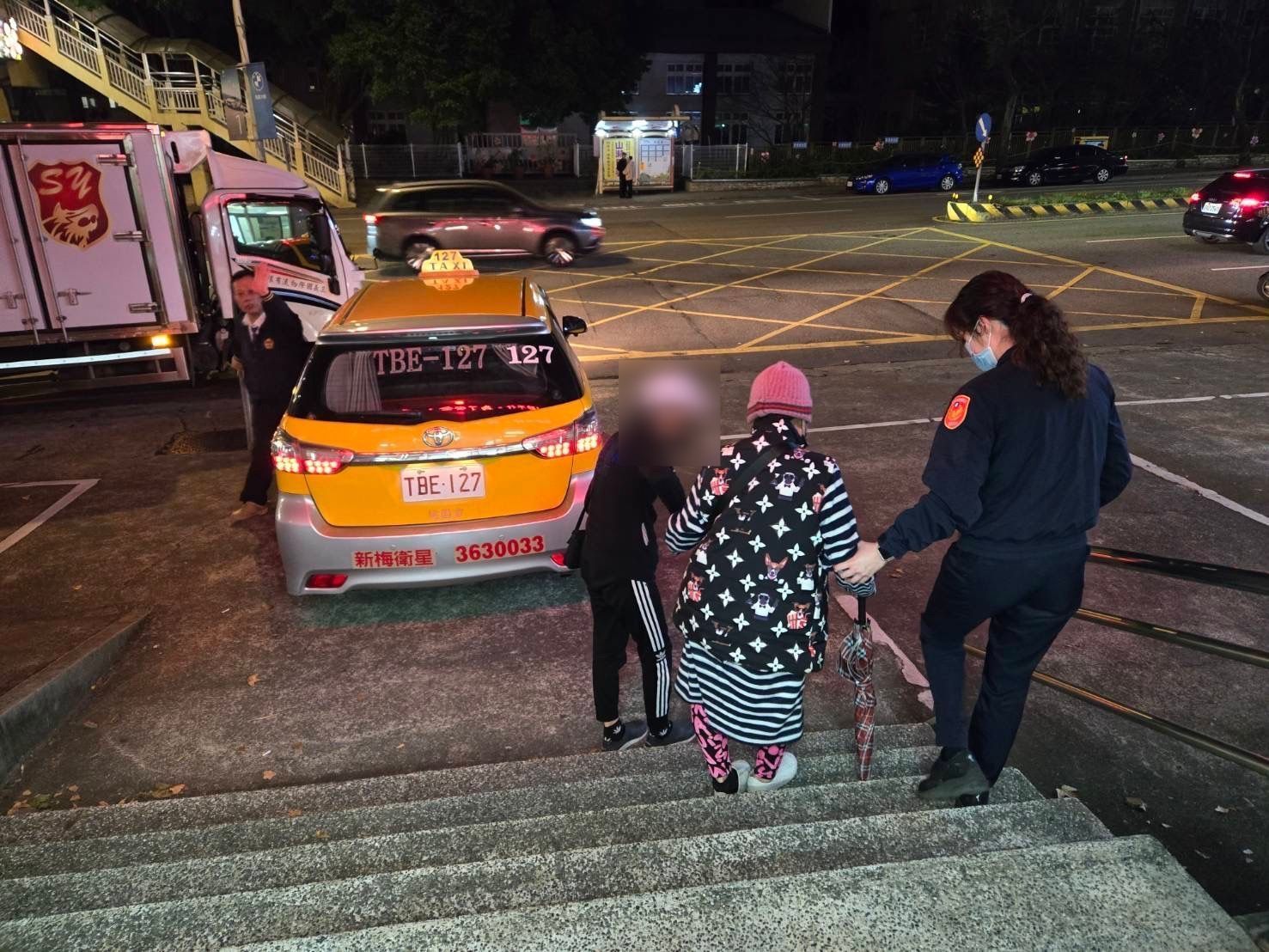 8旬婦市場走失搭車尋友 司機聰明求警助返家 8旬婦市場走失搭車尋友 司機聰明求警助返家