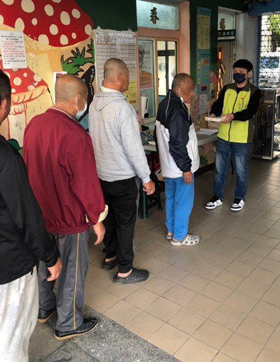 關懷不打烊 春節平安過好年 關懷不打烊 春節平安過好年