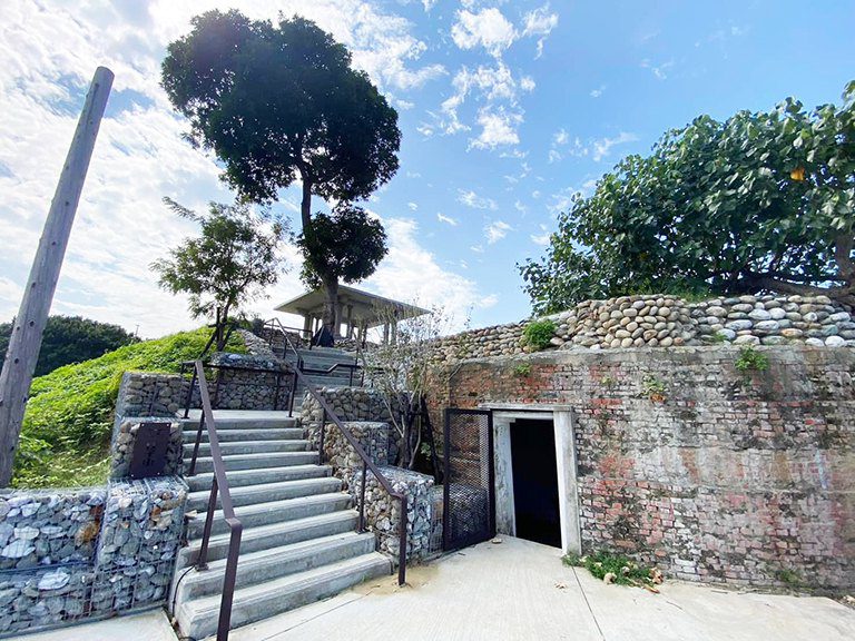 水交社畫蛇添福新春大吉 桂子山集運登頂迎新年 水交社畫蛇添福新春大吉 桂子山集運登頂迎新年