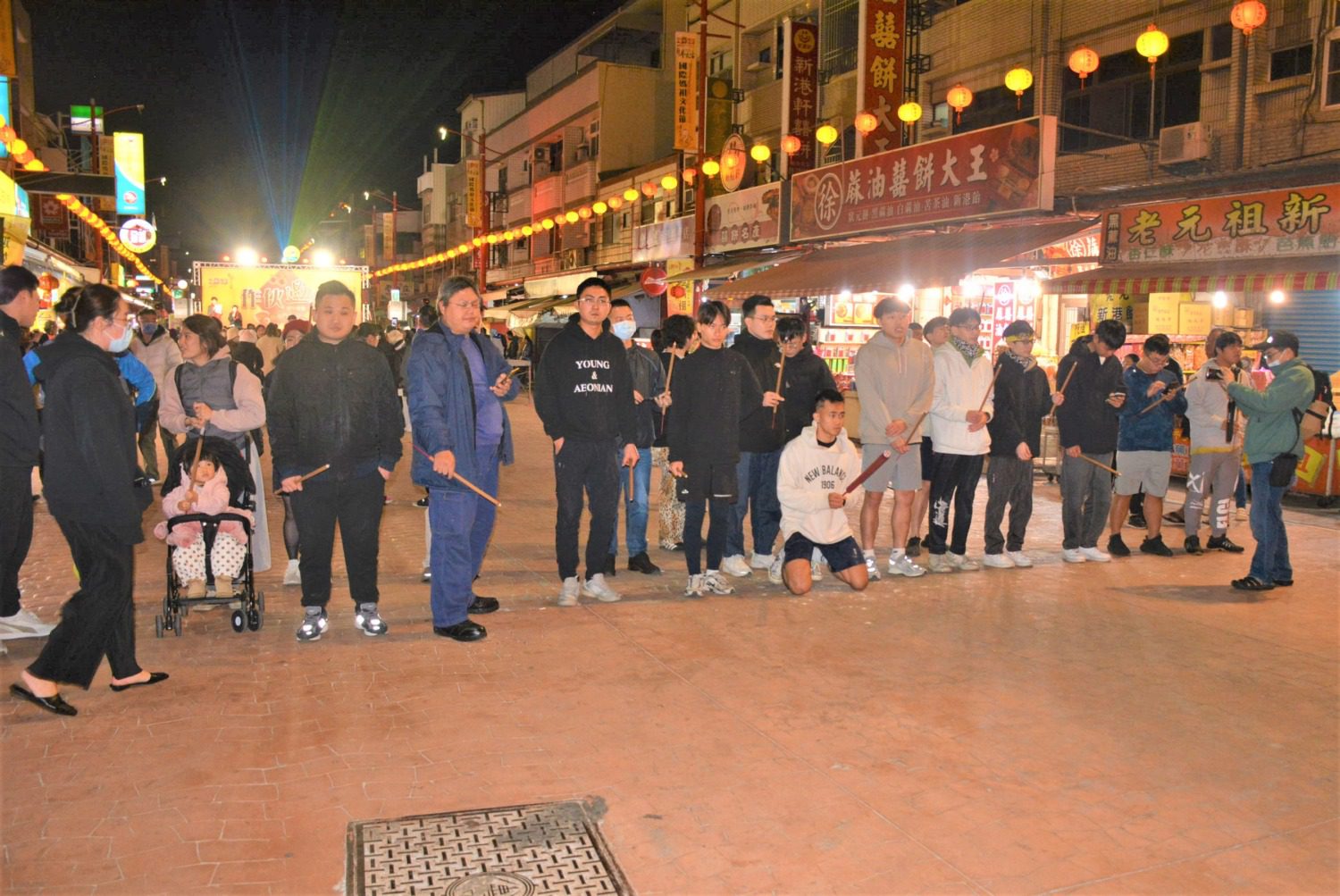 開廟門、搶頭香 新港奉天宮歡樂喜連連 開廟門、搶頭香 新港奉天宮歡樂喜連連