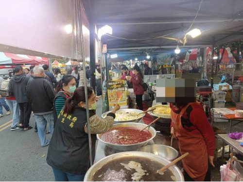 屏縣府加強各鄉鎮春節市集食安宣導 以維護民眾飲食安全 屏縣府加強各鄉鎮春節市集食安宣導 以維護民眾飲食安全