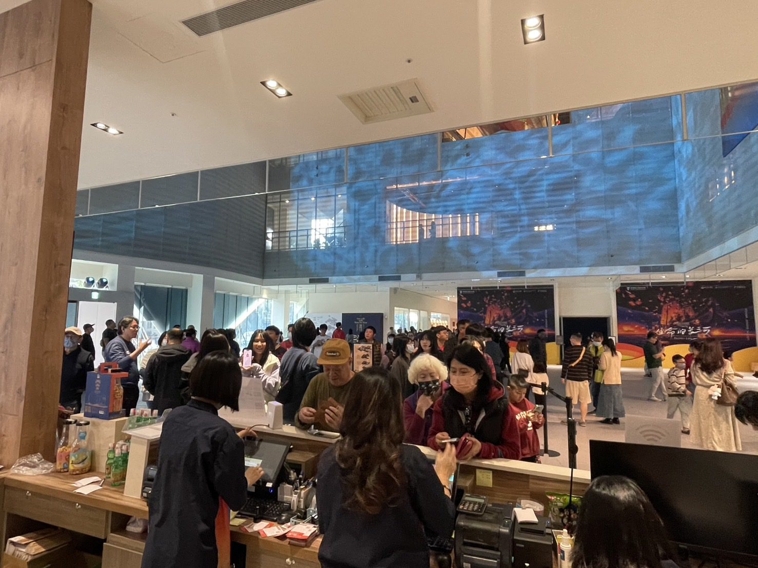 屏東文化走春人氣爆棚 勝利星村、王船文化館走春人潮一波波 屏東文化走春人氣爆棚 勝利星村、王船文化館走春人潮一波波