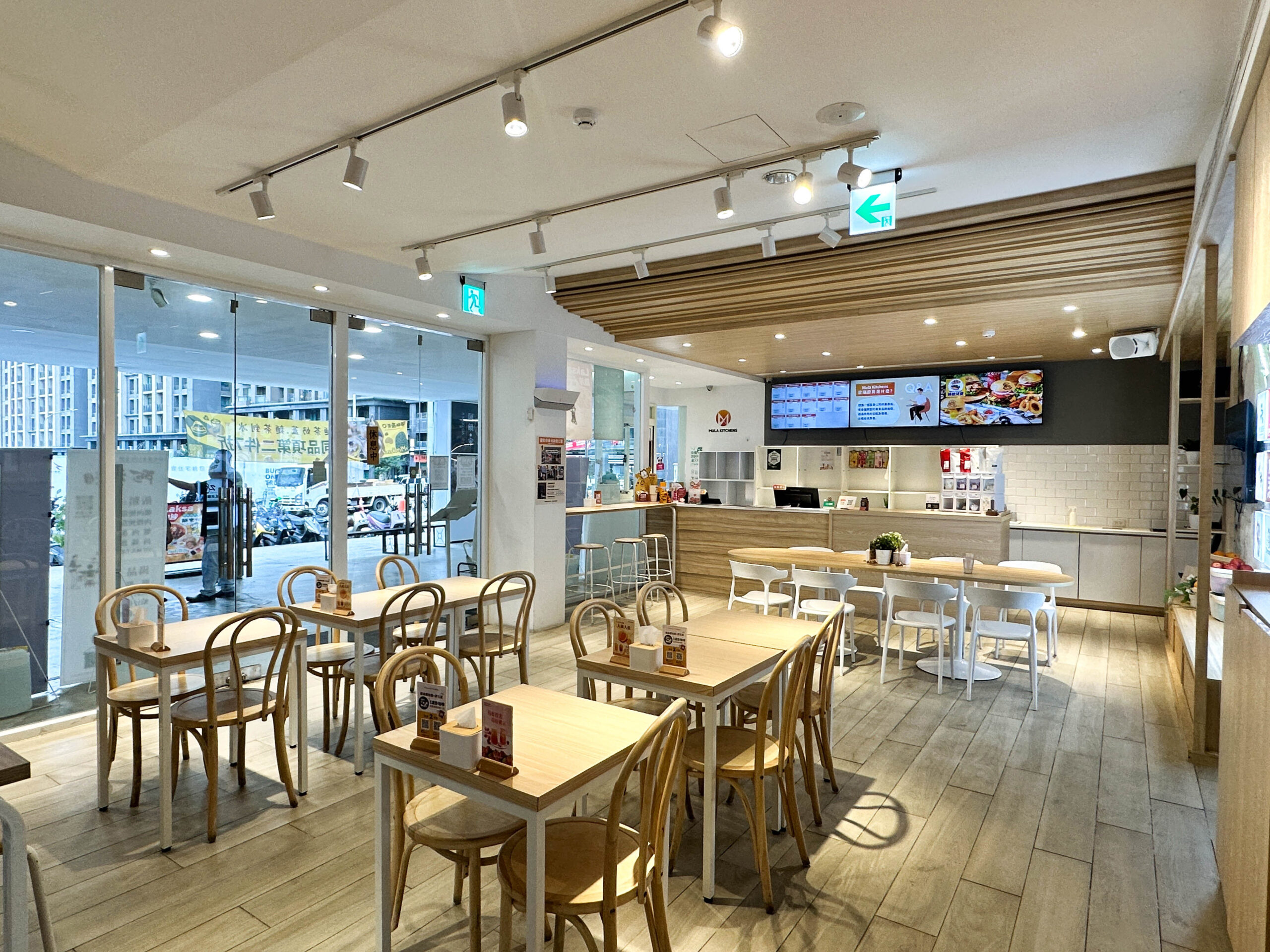 Mula Kitchens瞄準餐飲新趨勢 以「多品牌雲端廚房」打造新餐飲空間 3 圖2、Mula Kitchens台中中科店內實景 0 scaled