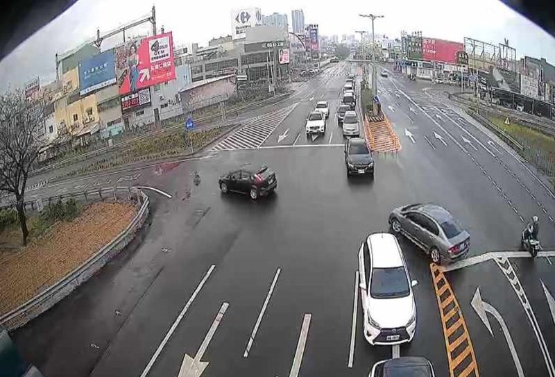 春節連假進入尾聲 台南地區出現返工車潮