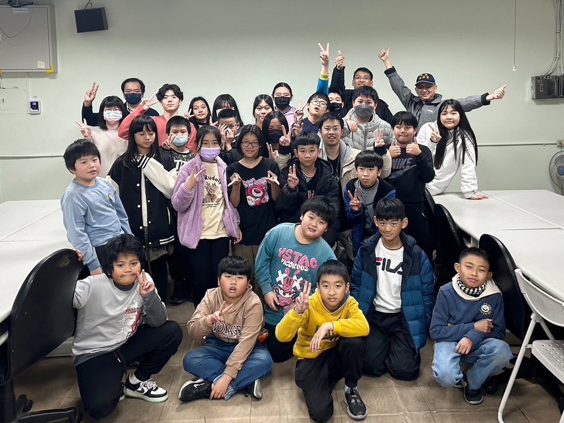 龍華科大USR團隊前進壽山國小 提升學童資訊素養 龍華科大USR團隊前進壽山國小 提升學童資訊素養