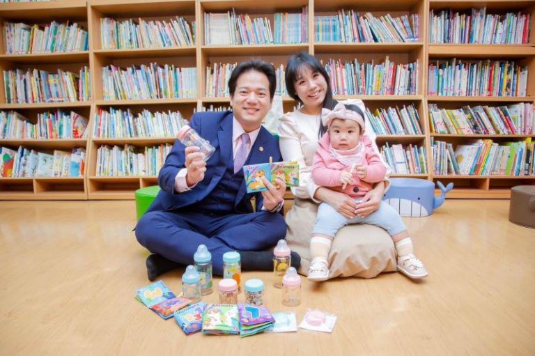 竹市新生兒奶瓶禮盒全面升級！，邱臣遠：持續兌現高虹安市長打造「幸福友善城市」的承諾