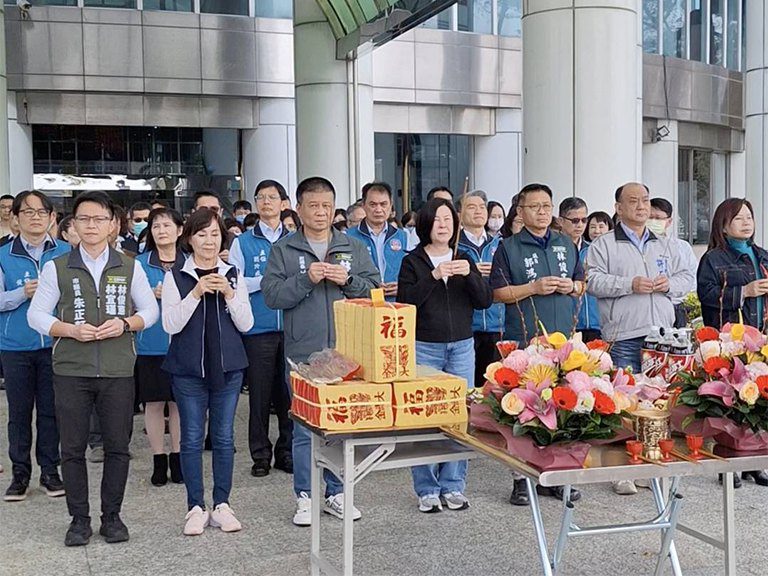 臺南市議會新春開工團拜 迎接小龍年到來 臺南市議會新春開工團拜 迎接小龍年到來